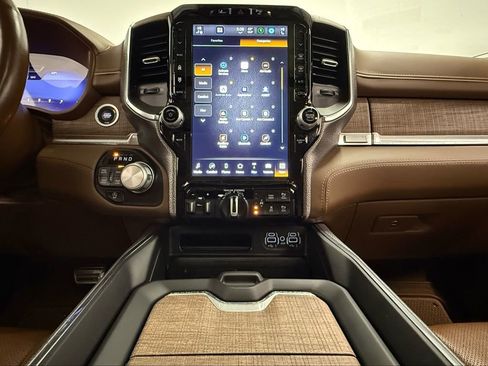 Used 2024 RAM 1500 Limited image 33