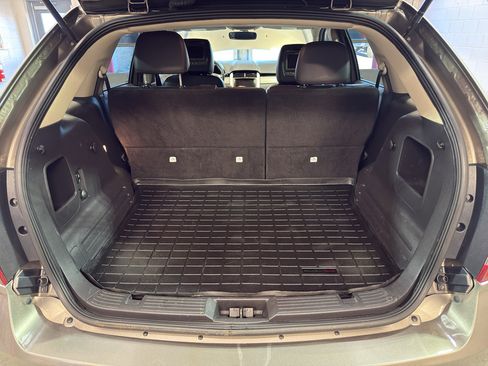 Used 2013 Ford Edge SEL image 32