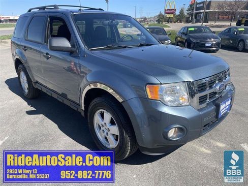 Used 2011 Ford Escape XLT w/ 202A Rapid Spec Order Code FWD image 3