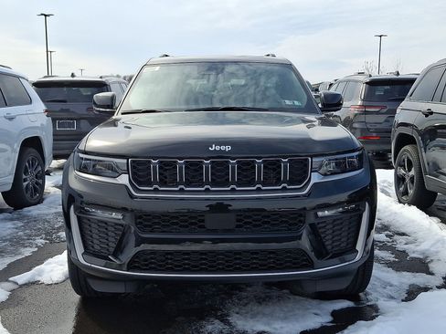 New 2026 Jeep Grand Cherokee L Limited image 2