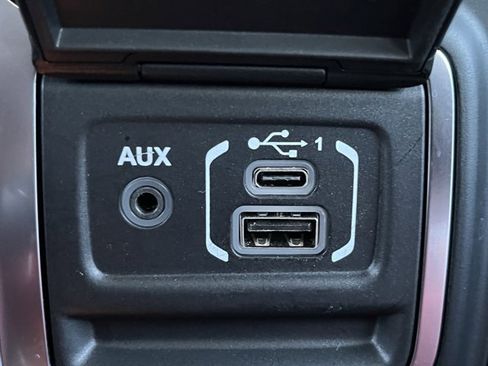 Used 2024 Jeep Wrangler Unlimited Rubicon 392 image 24