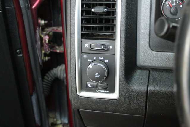Used 2020 RAM 1500 Warlock AWD/4WD image 13