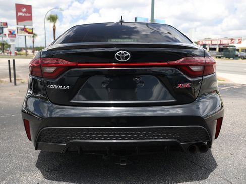 Used 2020 Toyota Corolla XSE FWD image 11
