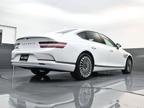Used 2024 Genesis G80 image 22