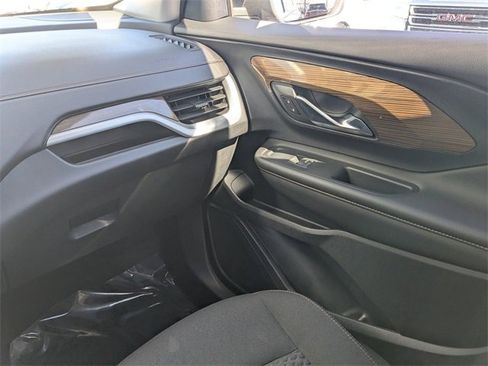 Used 2020 GMC Terrain SLE w/ Driver Convenience Package image 20