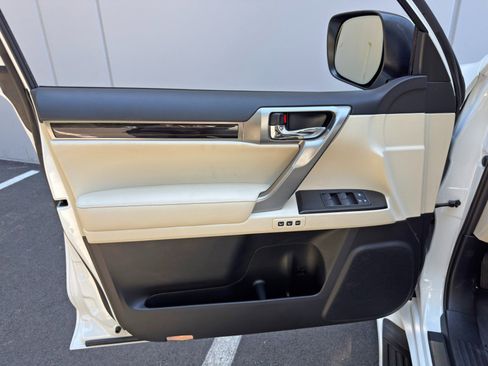 Used 2022 Lexus GX 460 Premium AWD/4WD image 45