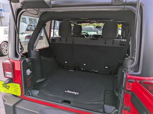 Certified 2017 Jeep Wrangler Unlimited Sport image 21