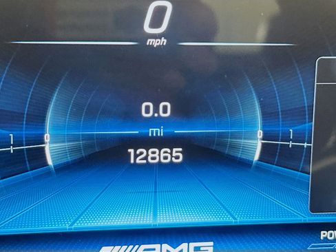 Used 2024 Mercedes-Benz C 43 AMG 4MATIC Sedan image 9