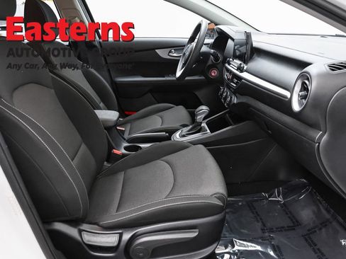 Used 2023 Kia Forte LXS FWD image 24