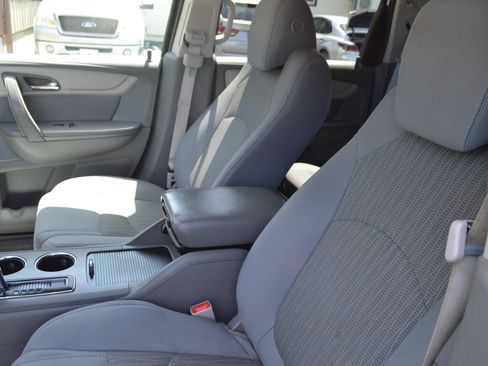 Used 2014 Chevrolet Traverse LS AWD/4WD image 16