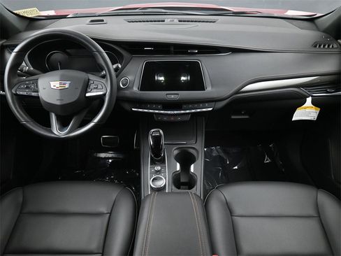 Certified 2022 Cadillac XT4 Sport w/ Enhanced Visibility Package image 4