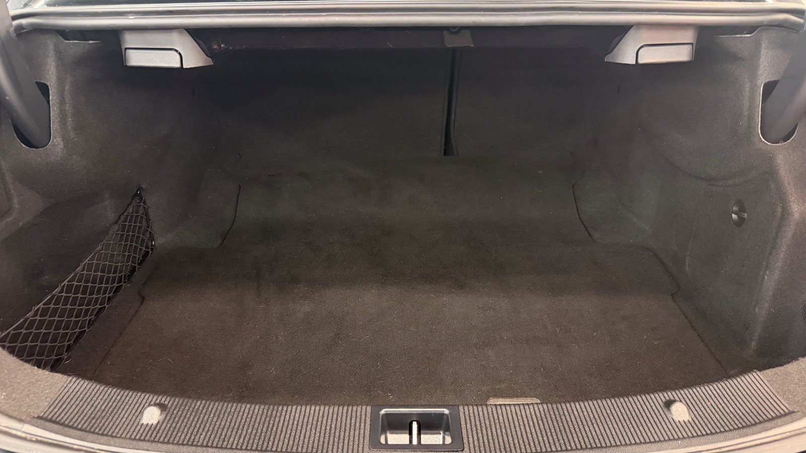 Used 2017 Mercedes-Benz E 400 4MATIC Coupe image 12