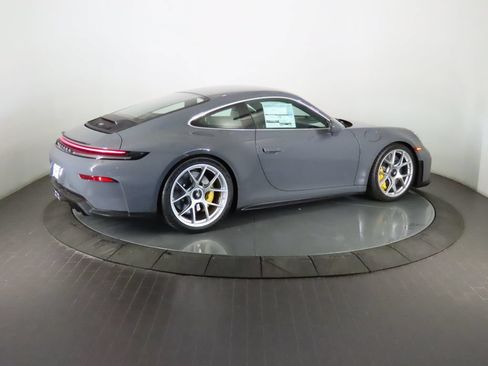 Certified 2026 Porsche 911 GT3 RWD image 7