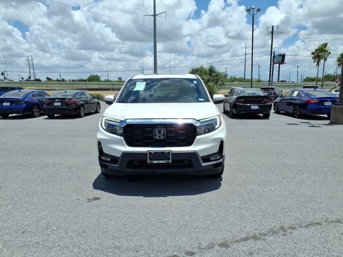 Certified 2023 Honda Passport EX-L image 3