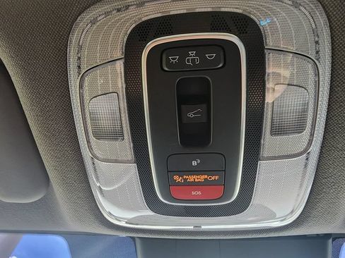 Used 2024 Hyundai Elantra SEL w/ Convenience Package FWD image 37