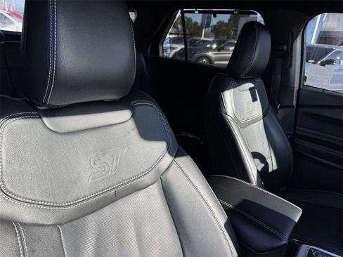 Certified 2023 Ford Explorer ST w/ Equipment Group 401A image 7