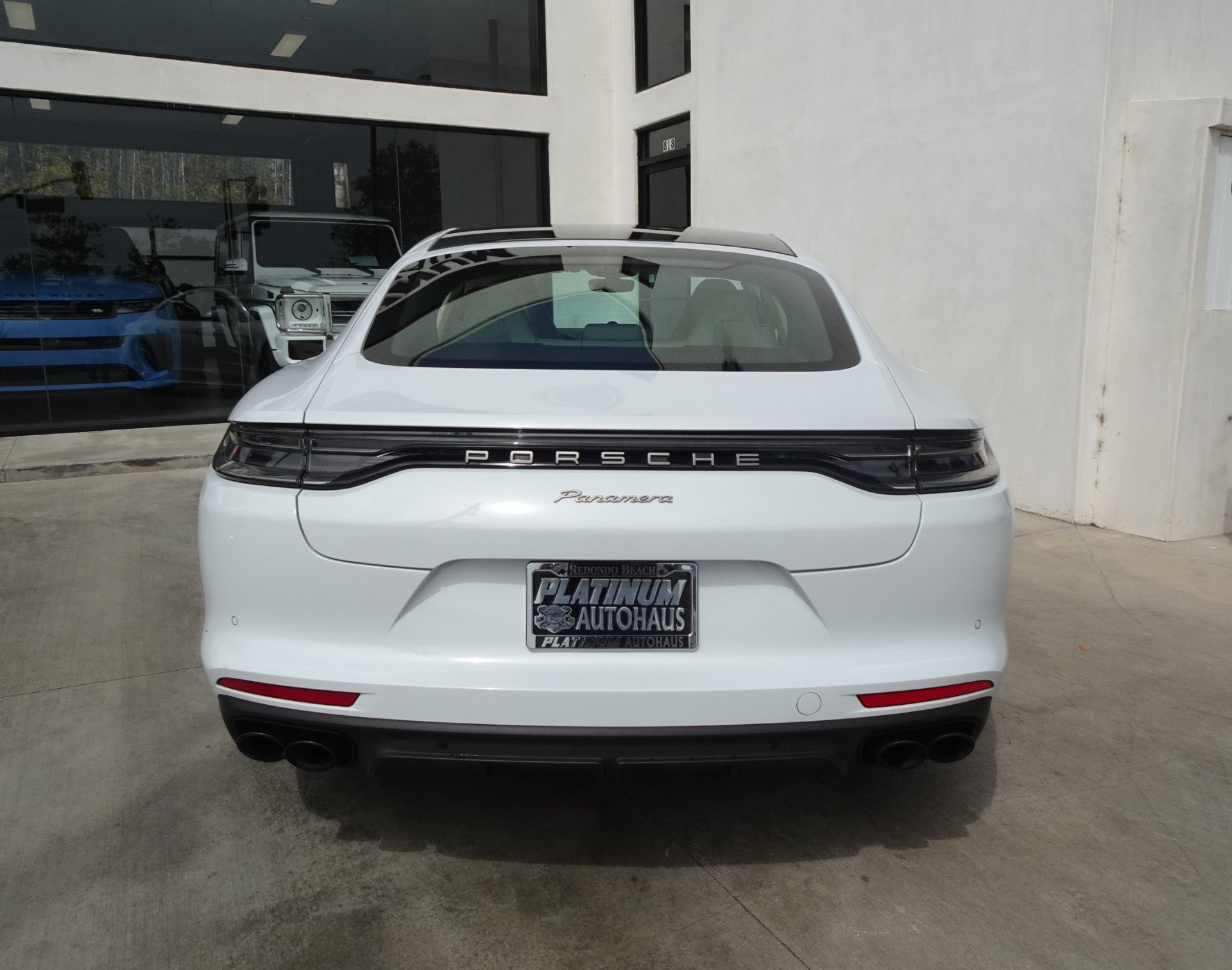Used 2022 Porsche Panamera Platinum Edition RWD image 6
