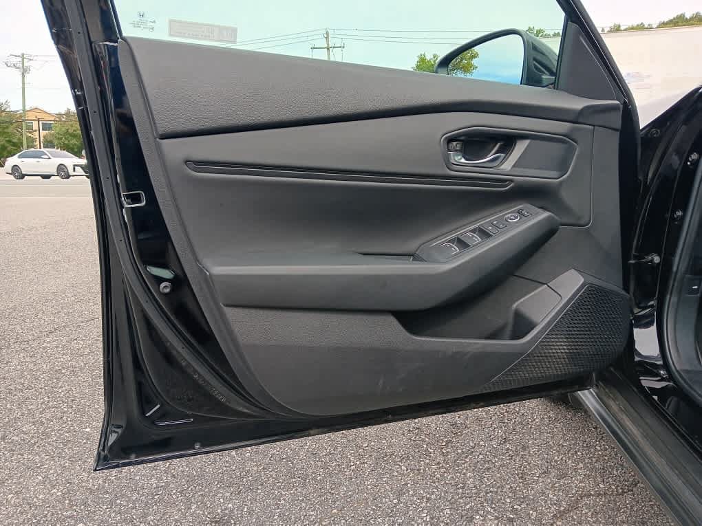 Used 2023 Honda Accord EX image 31