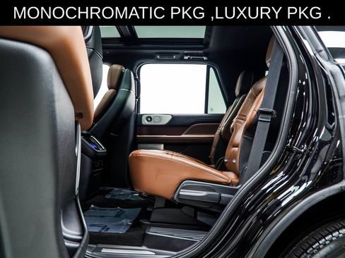 Used 2023 Lincoln Navigator Reserve AWD/4WD image 43
