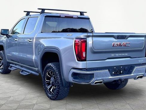 Used 2023 GMC Sierra 1500 SLT w/ SLT Premium Package AWD/4WD image 4