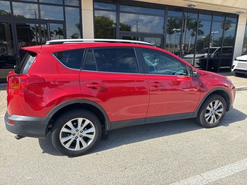 Used 2014 Toyota RAV4 Limited w/ Technology Package FWD image 7