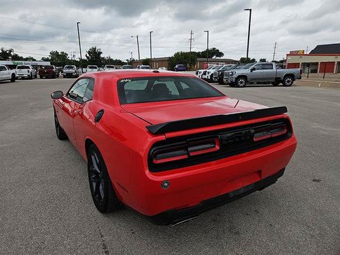 Used 2023 Dodge Challenger R/T w/ Blacktop Package RWD image 3