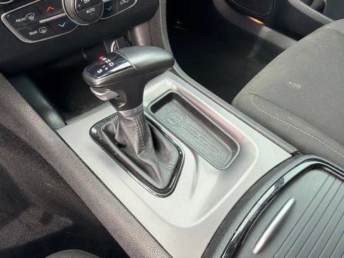 Used 2023 Dodge Charger R/T w/ Blacktop Package RWD image 17