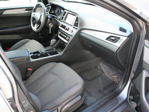 Used 2019 Hyundai Sonata ECO FWD image 16