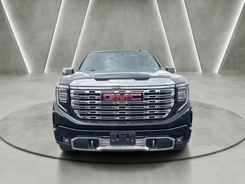 Used 2023 GMC Sierra 1500 Denali AWD/4WD image 2