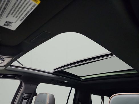 New 2026 GMC Yukon XL AT4 w/ AT4 Premium Package image 16