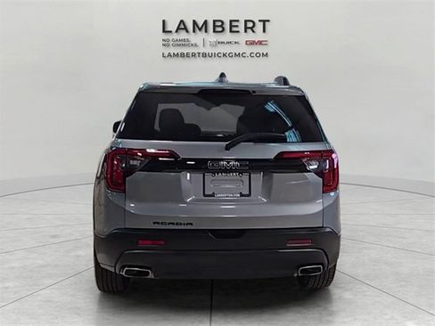 Used 2023 GMC Acadia SLE w/ Driver Convenience Package image 7