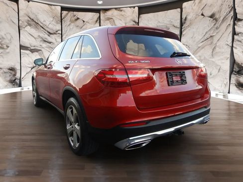 Used 2017 Mercedes-Benz GLC 300 4MATIC w/ Premium 2 Package image 8