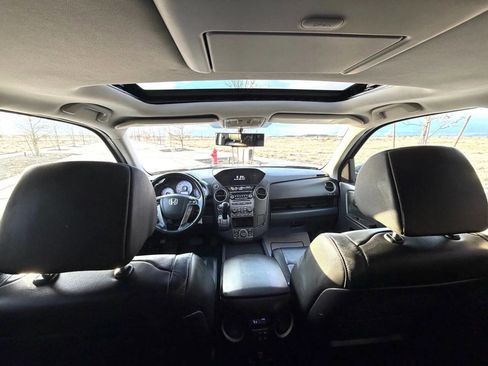 Used 2015 Honda Pilot Touring image 26