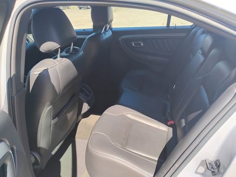 Used 2014 Ford Taurus SEL w/ Equipment Group 201A FWD image 5
