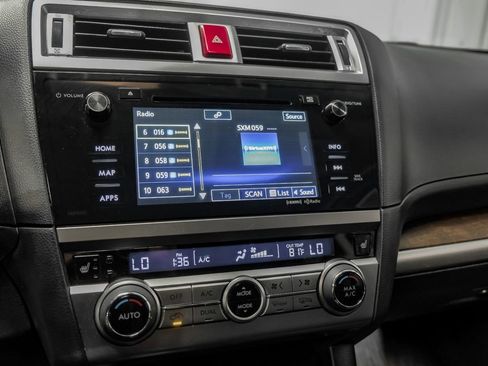 Used 2017 Subaru Outback 3.6R Limited AWD/4WD image 24