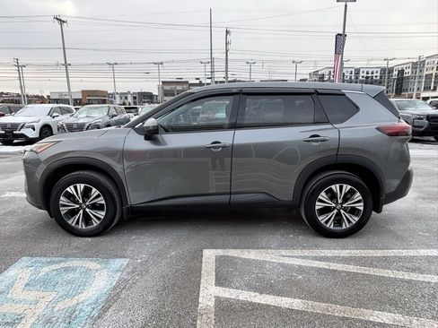 Used 2021 Nissan Rogue SV image 6