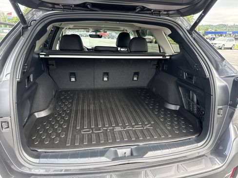 Used 2022 Subaru Outback Limited AWD/4WD image 43