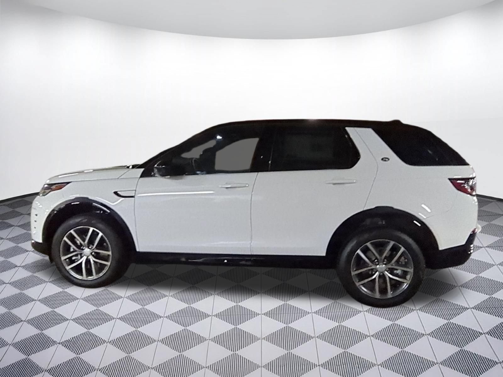 New 2026 Land Rover Discovery Sport Landmark AWD/4WD image 2