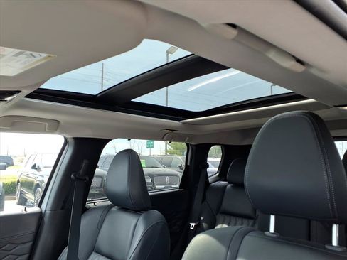 Used 2025 Mitsubishi Outlander SEL image 27