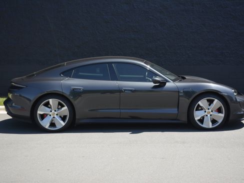 Certified 2020 Porsche Taycan 4S AWD/4WD image 8