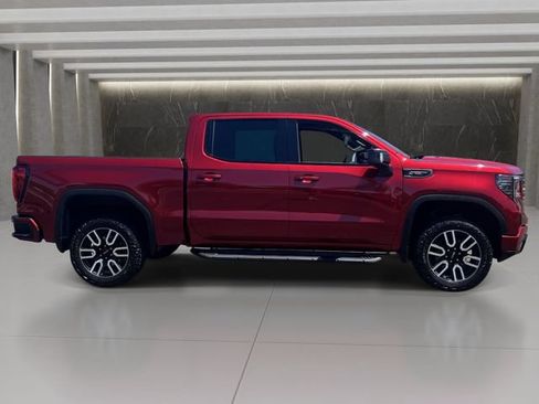 Used 2025 GMC Sierra 1500 AT4 w/ AT4 Premium Package AWD/4WD image 7