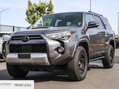 Used 2021 Toyota 4Runner TRD Off-Road Premium w/ Moonroof Package AWD/4WD image 3
