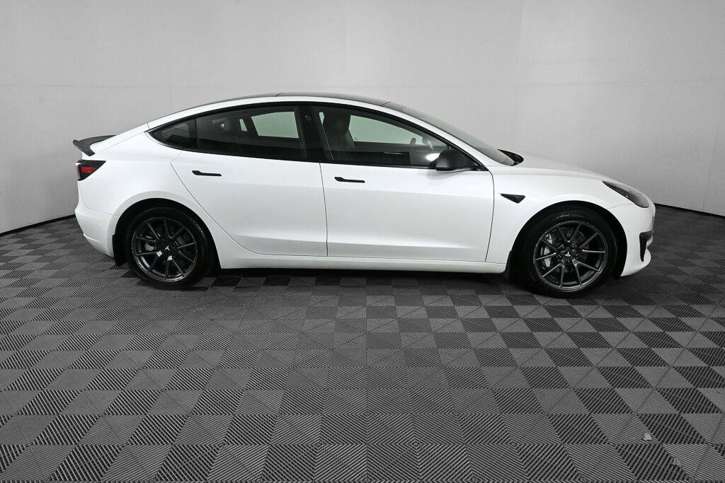 Used 2021 Tesla Model 3 Long Range AWD/4WD image 21