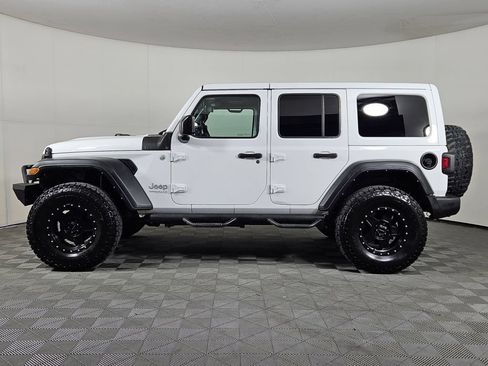 Used 2021 Jeep Wrangler Unlimited Sport AWD/4WD image 2