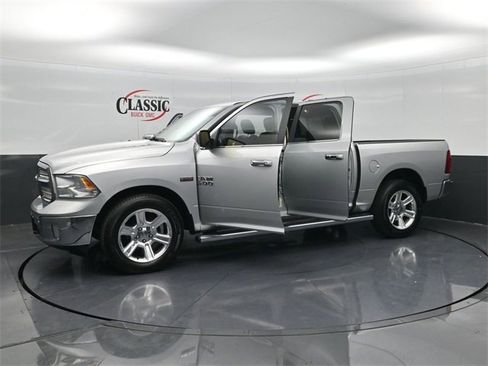 Used 2017 RAM 1500 Lone Star image 32