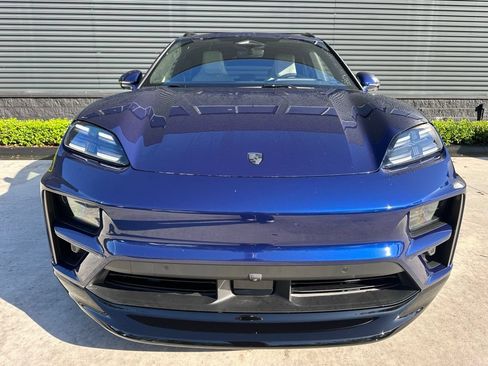 Used 2026 Porsche Macan Turbo Electric AWD/4WD image 8
