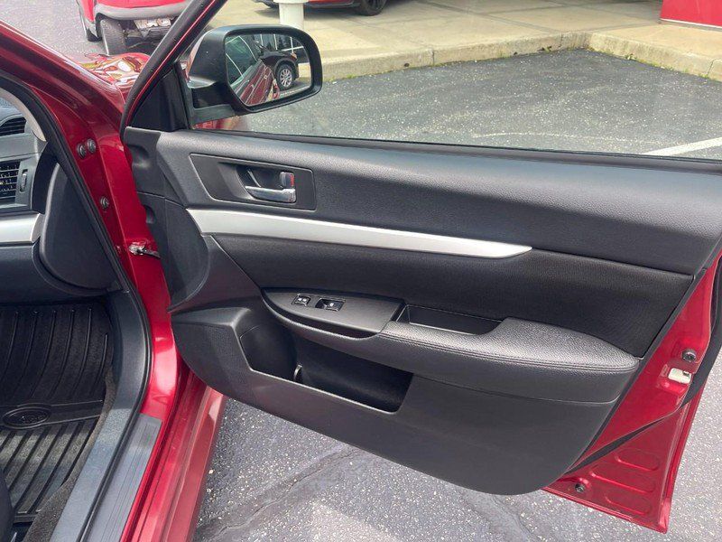 Used 2013 Subaru Legacy 2.5i Premium AWD/4WD image 11