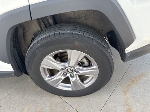 Used 2025 Toyota RAV4 XLE image 12