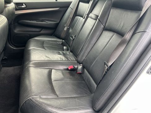 Used 2013 INFINITI G37 x w/ Premium Pkg image 25