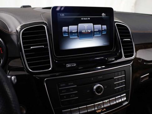 Used 2017 Mercedes-Benz GLE 43 AMG AMG GLE 43 image 29